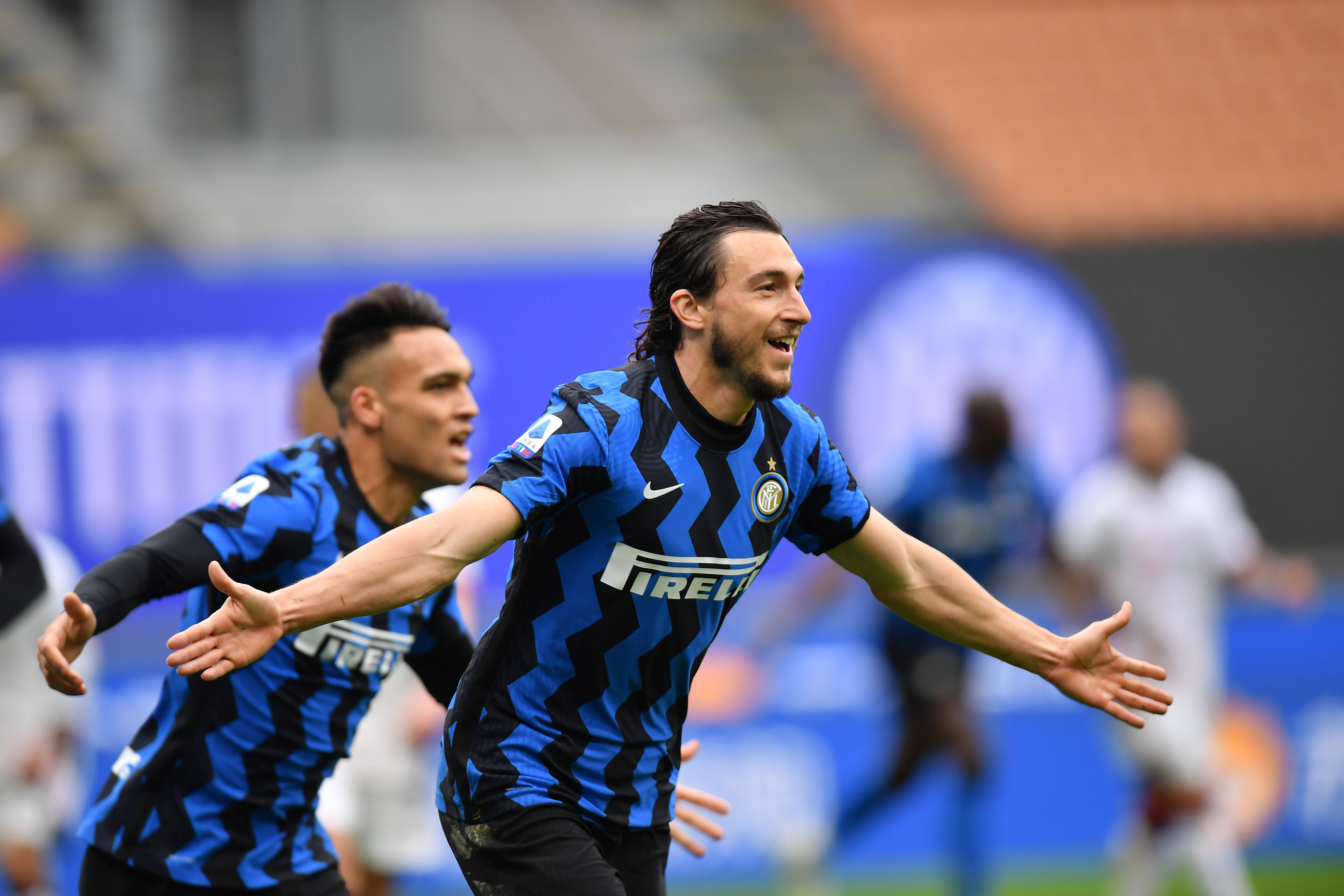 记者称阿隆索已被解雇只差官宣，阿韦洛亚或接任（媒体称阿隆索已下课待官宣，阿韦洛亚有望接任）