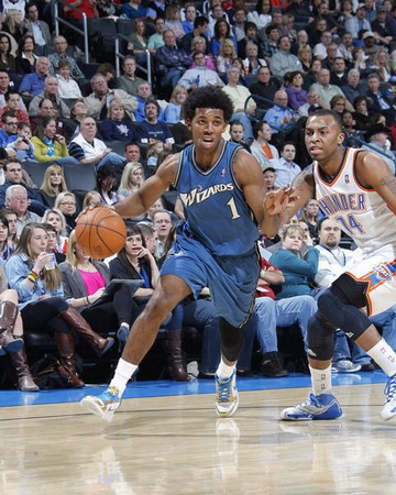 国王官方：德拉维多瓦和布鲁斯可以出战对阵野猫（国王官宣：德拉维多瓦、布鲁斯均可出战对阵野猫）