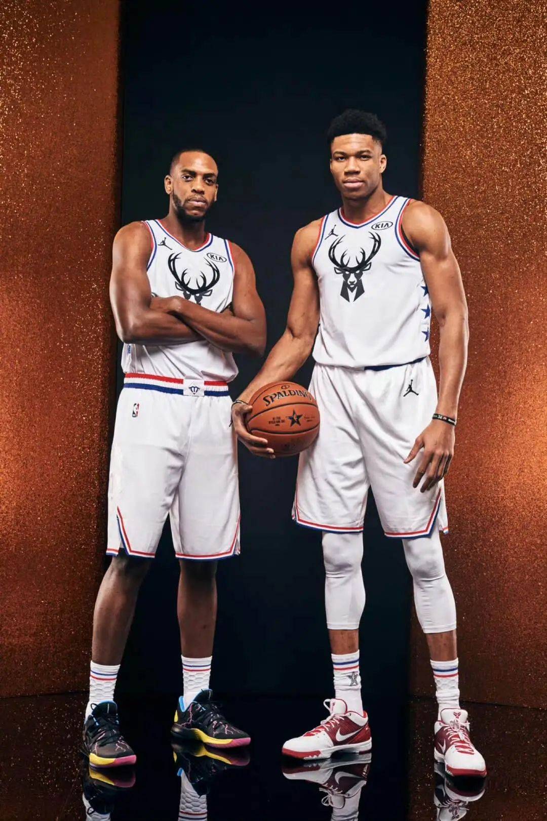 TA：皇马球星团队深度介入更衣室，阿隆索管理面临额外挑战（TA：皇马球星随行团队深度介入更衣室，阿隆索的管理面临额外挑战）