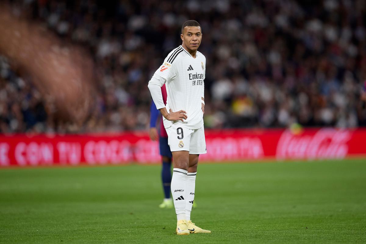 蒯纪闻与刘诚宇在中超努力证明自己，蒯纪闻目标进球，刘诚宇盼夺冠后再留洋。（中超自证之战：蒯纪闻剑指进球，刘诚宇誓夺冠后再留洋）