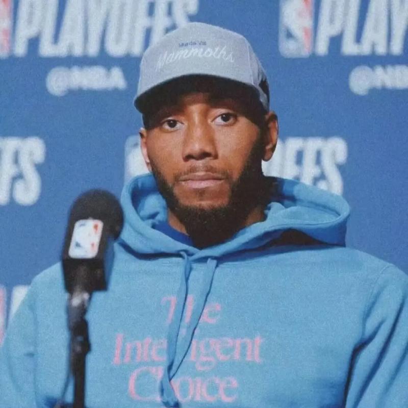 记者：杨希、向余望对阵韩国U22时大概率无法出场（记者：杨希、向余望对韩U22之战大概率缺席）