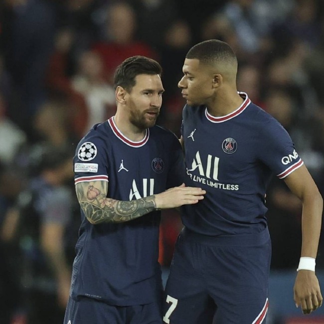 徐根宝：希望海港为中国足球输送更多人才，穆斯卡特功不可没（徐根宝：期待海港为中国足球培养更多人才，穆斯卡特贡献突出）