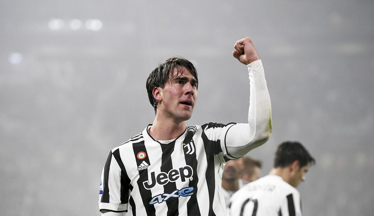 博洛尼亚2-0那不勒斯，达林加破僵，卢库米锁定胜局（博洛尼亚2比0力克那不勒斯，达林加先拔头筹，卢库米终结悬念）