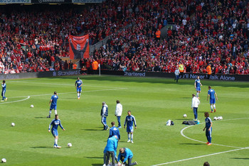 皇马2025年售出超过300万件球衣，为全球足球俱乐部第一（2025年皇马球衣销量突破300万件，全球俱乐部销量第一）