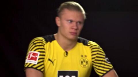 赵和靖：为铜梁龙冲超开心，希望铜梁龙书写重庆足球新的传奇（赵和靖：欣喜铜梁龙冲超，期待球队续写重庆足球新传奇）