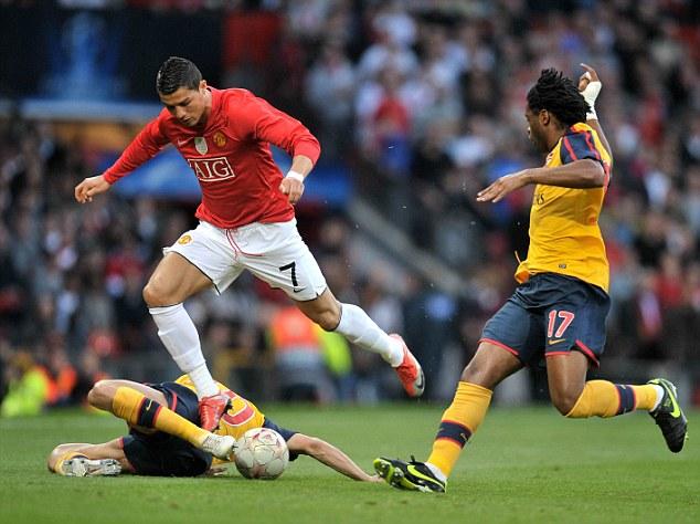 全市场：罗马和那不勒斯最近都询问了引进基耶萨的可能（全市场：罗马与那不勒斯近来已打听引进基耶萨的可行性）