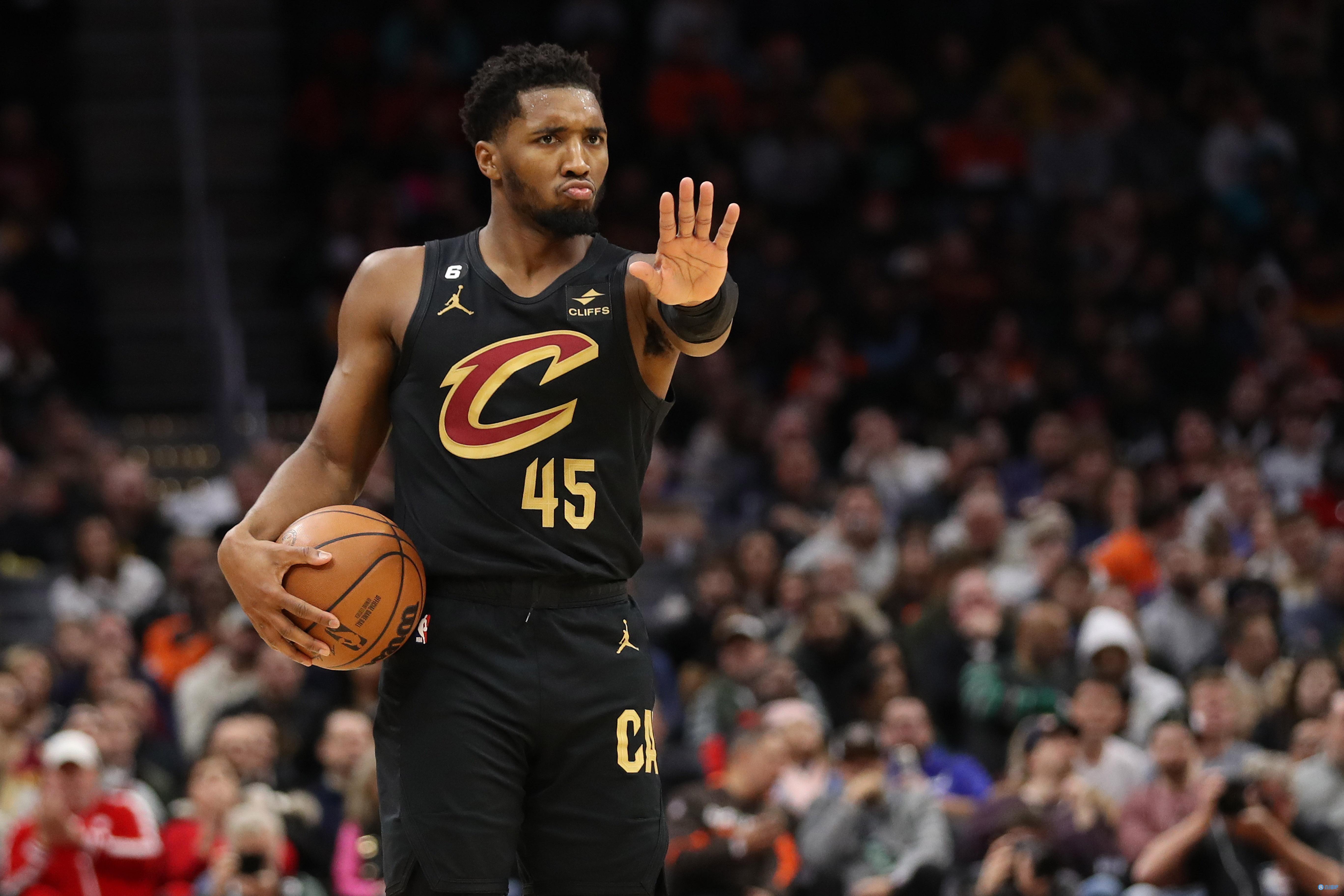 赵松源：想要帮助球队要先适应打法；希望脚下和头球兼备（赵松源：先融入战术再谈贡献，力求脚下技术与头球并重）